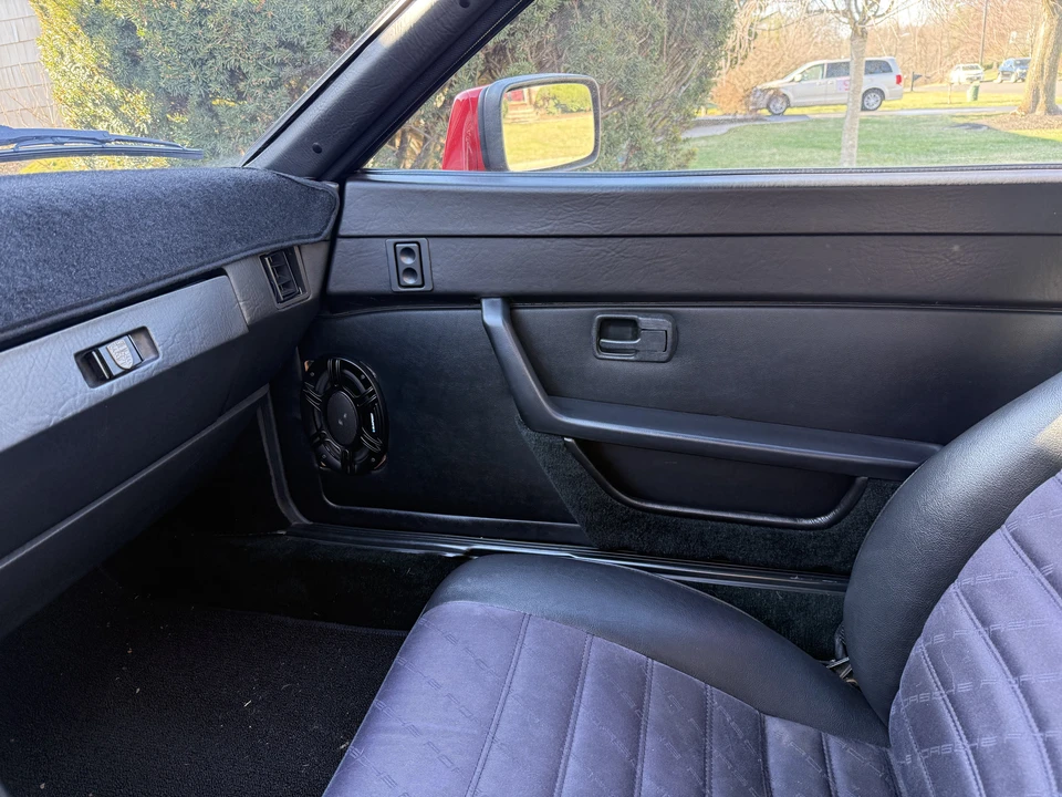 1987 Porsche 924 S - Image 15 of 25