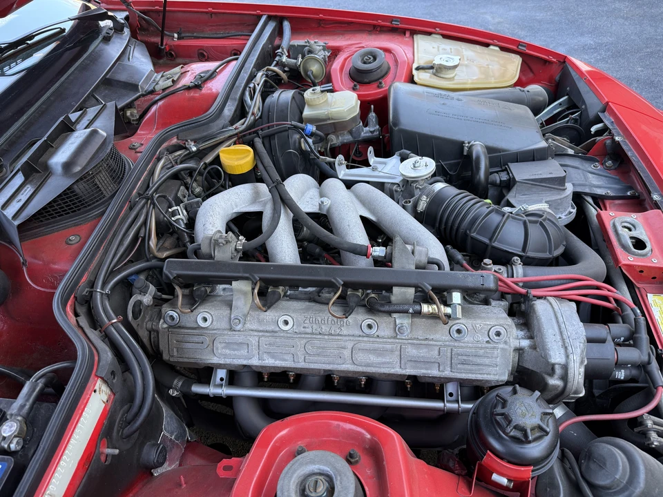 1987 Porsche 924 S - Image 19 of 25