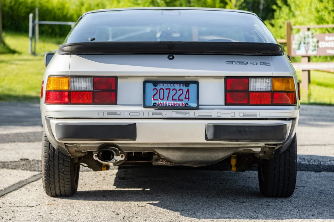 1987 Porsche 924 S - Image 4 of 31