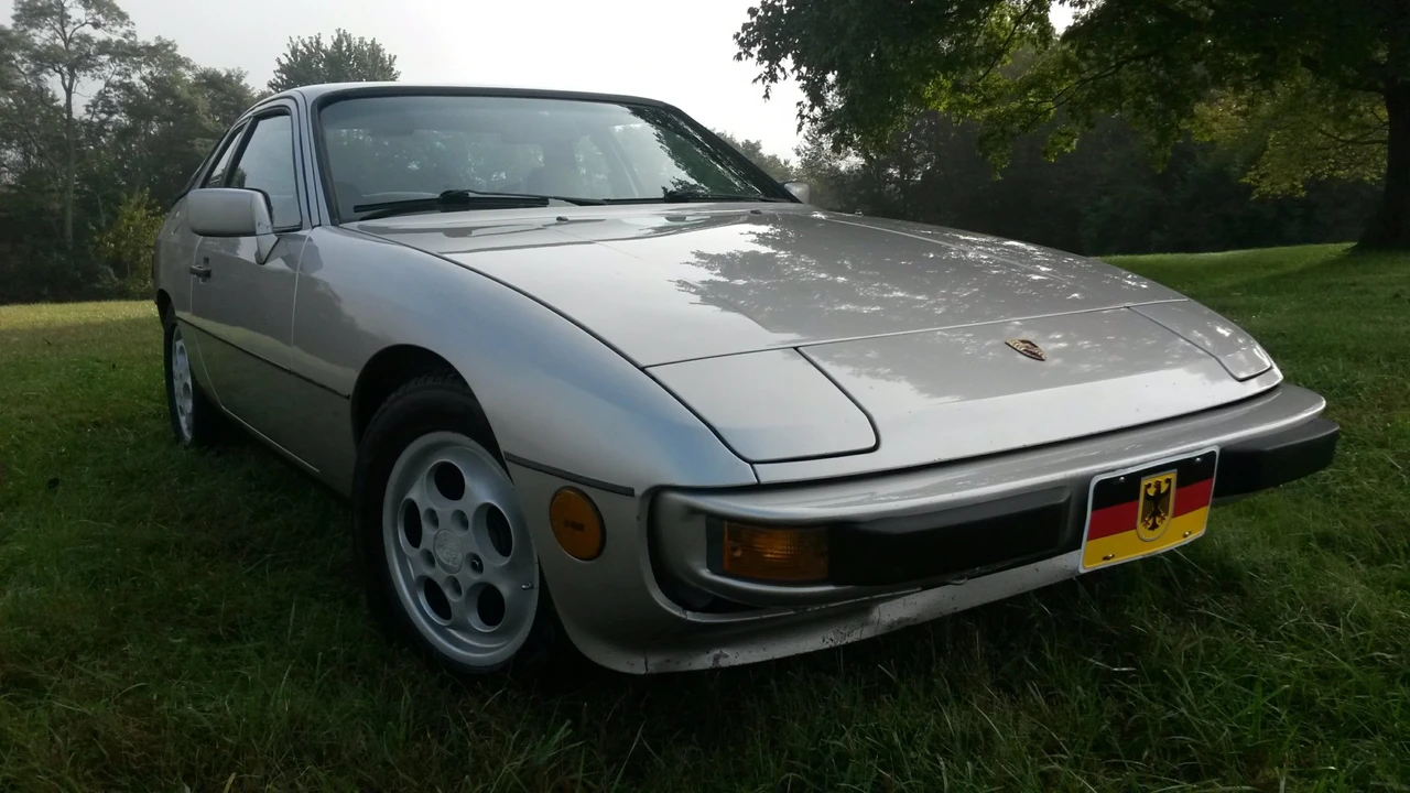 1987 Porsche 924 S - Image 7 of 31