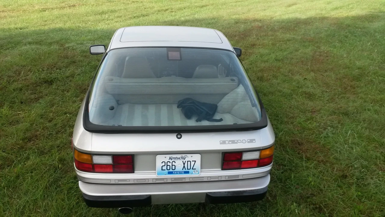 1987 Porsche 924 S - Image 9 of 31