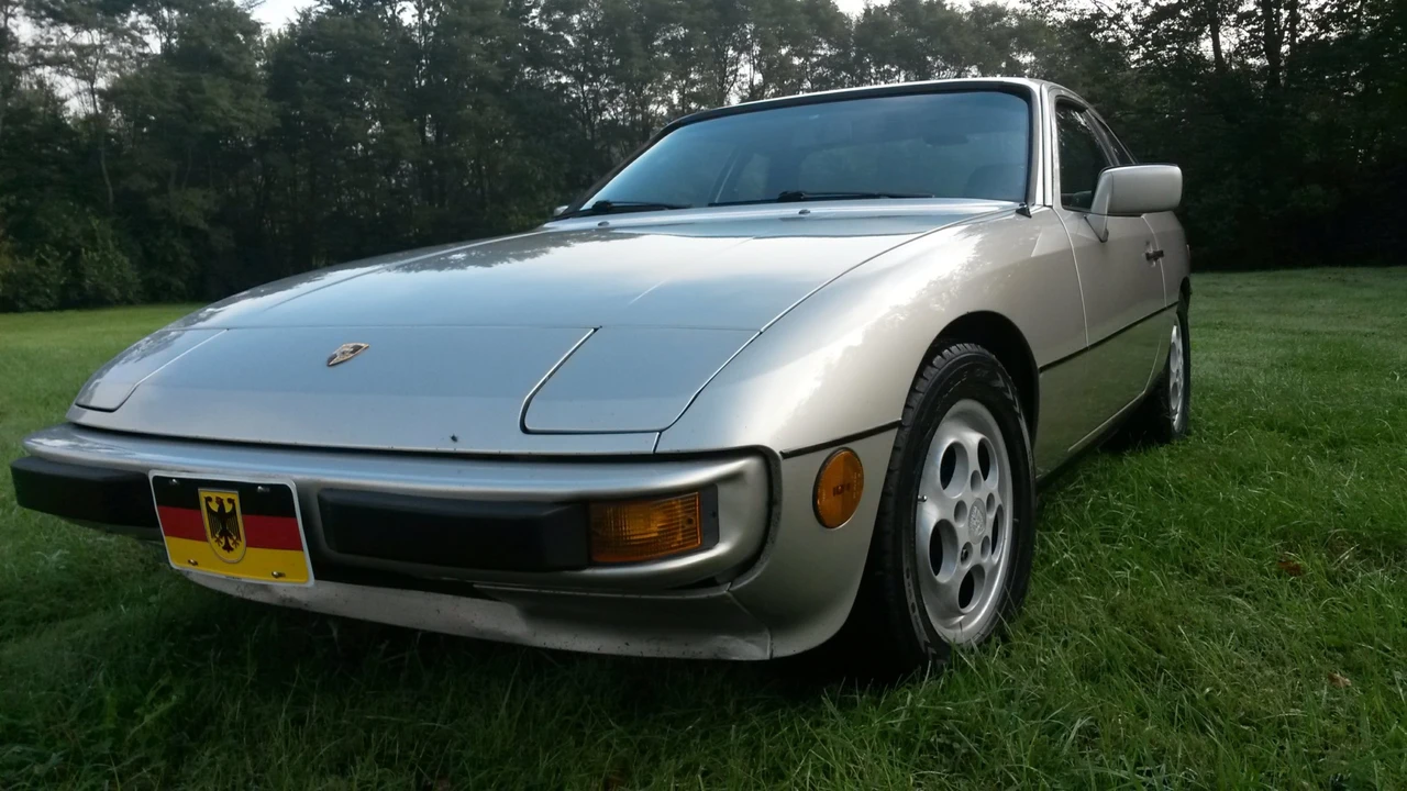1987 Porsche 924 S - Image 13 of 31