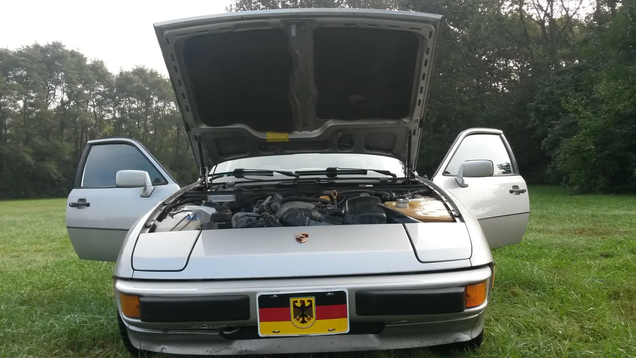 1987 Porsche 924 S - Image 18 of 31
