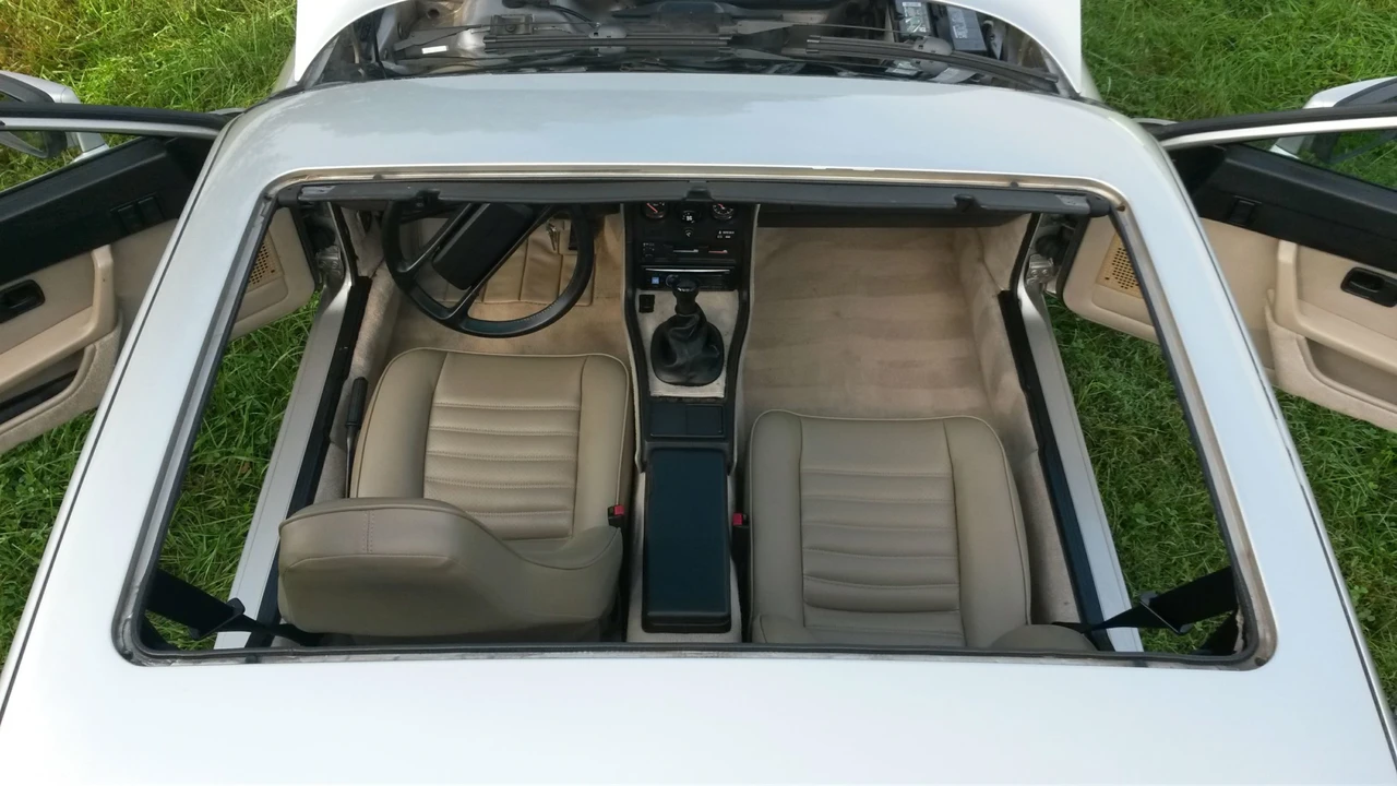 1987 Porsche 924 S - Image 22 of 31