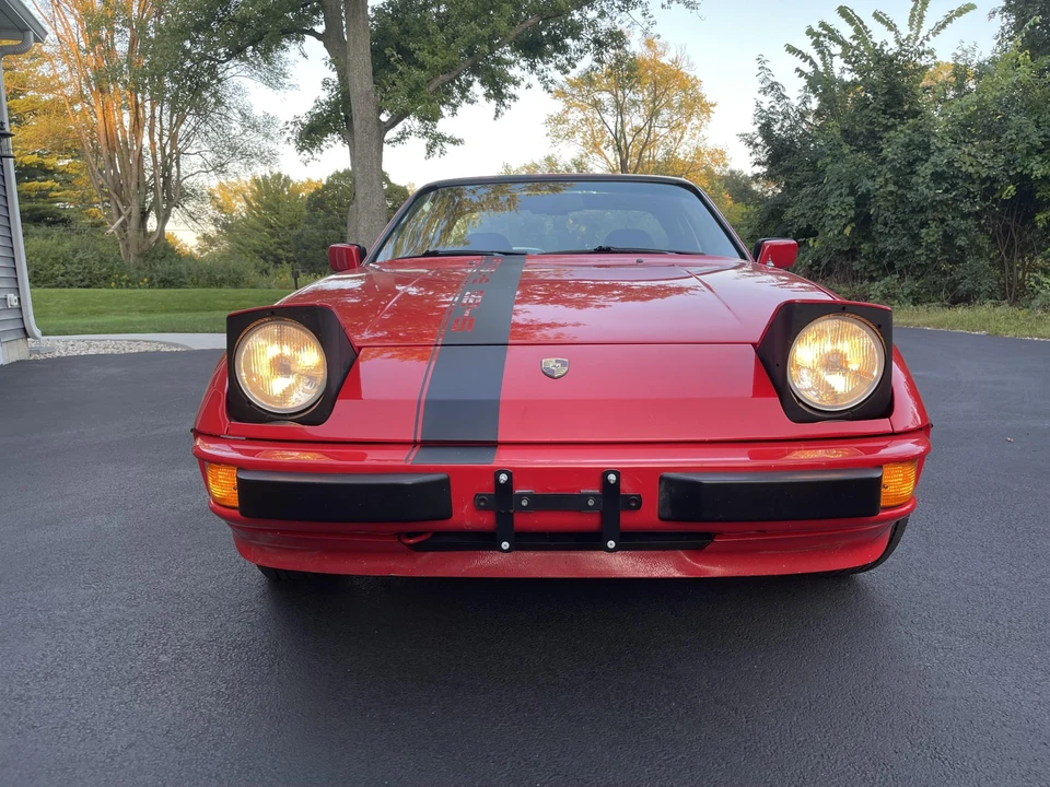 1987 Porsche 924 S - Image 9 of 31