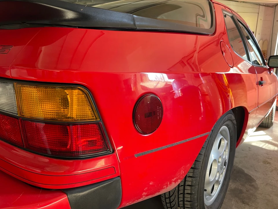 1987 Porsche 924 S - Image 13 of 31