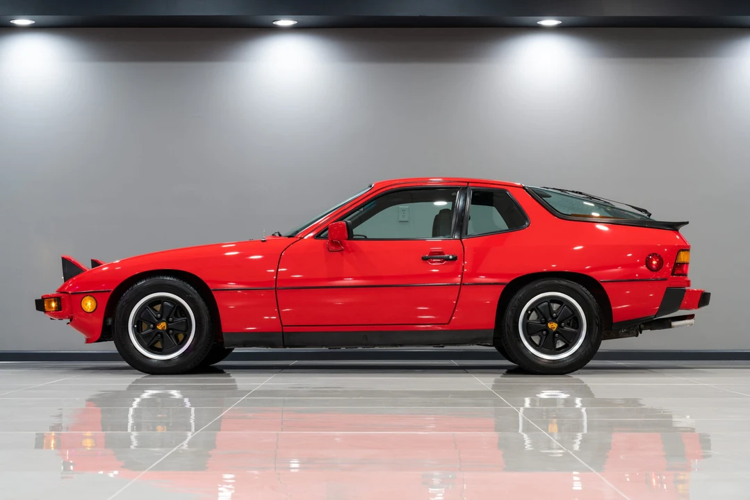 1987 Porsche 924 S - Image 5 of 31