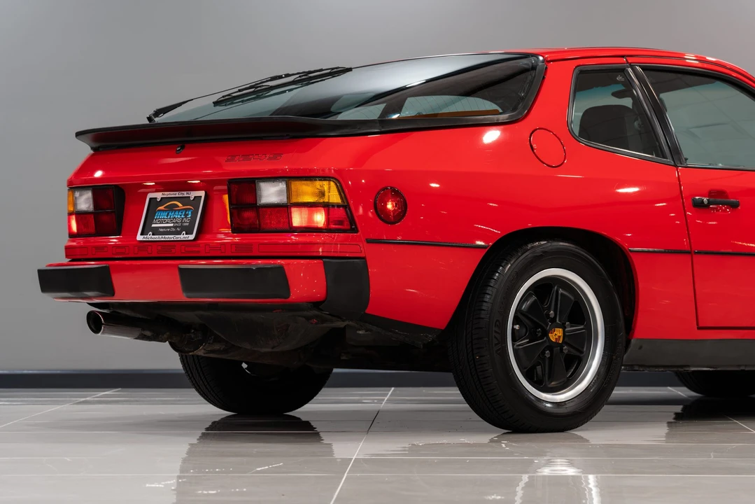 1987 Porsche 924 S - Image 27 of 31