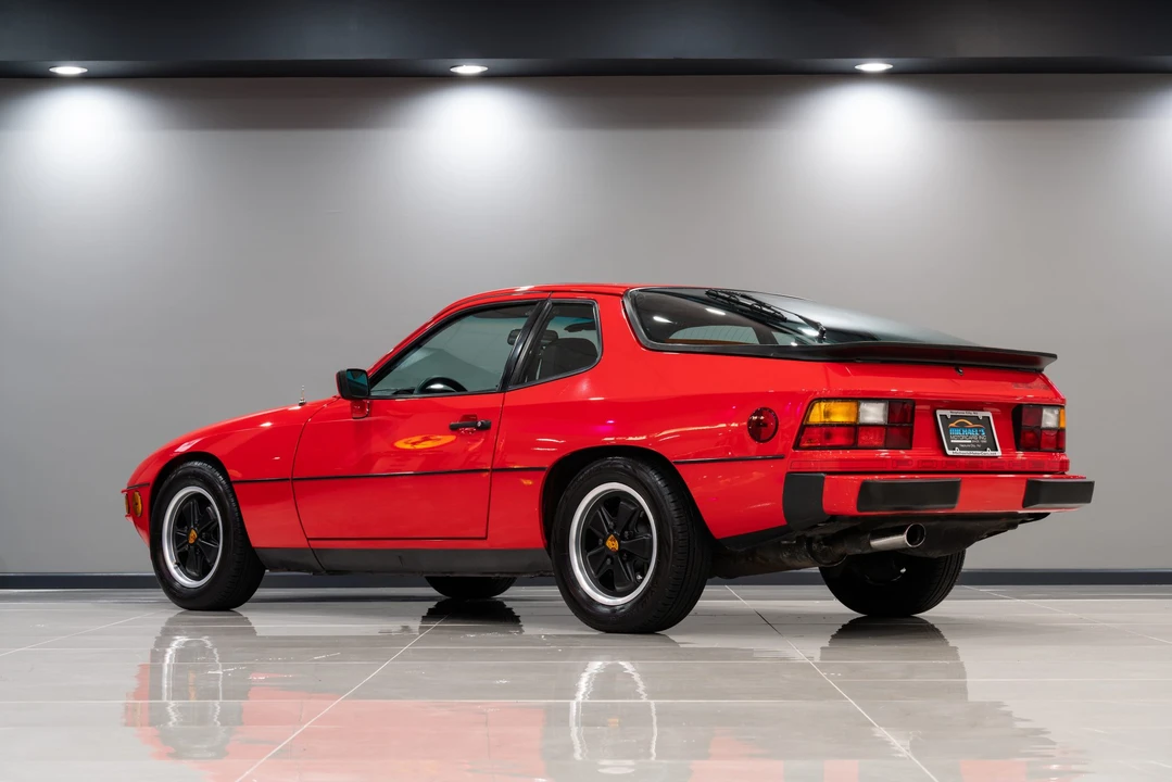 1987 Porsche 924 S - Image 9 of 31