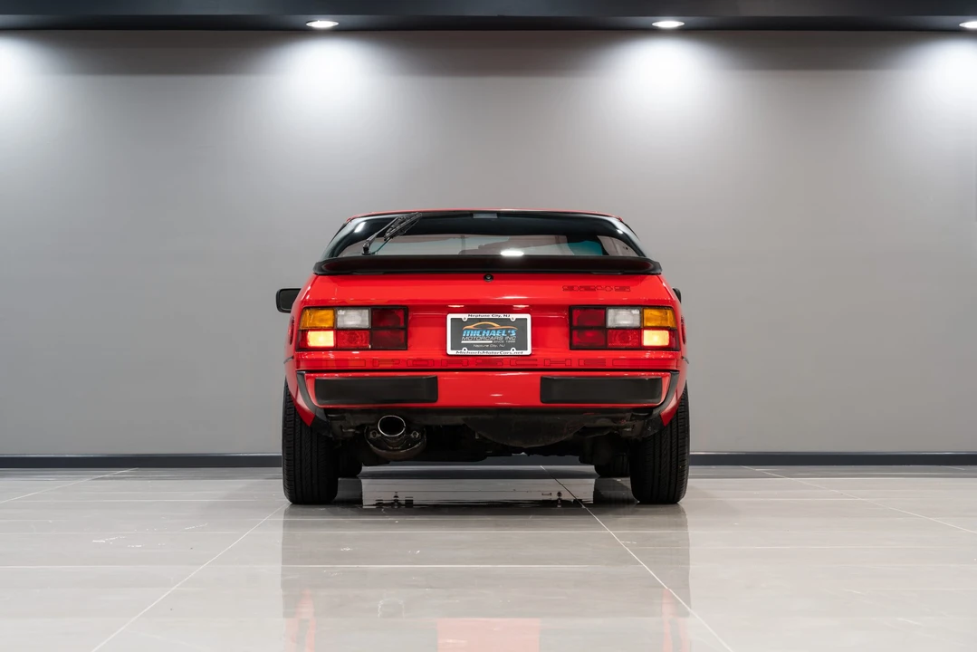 1987 Porsche 924 S - Image 10 of 31