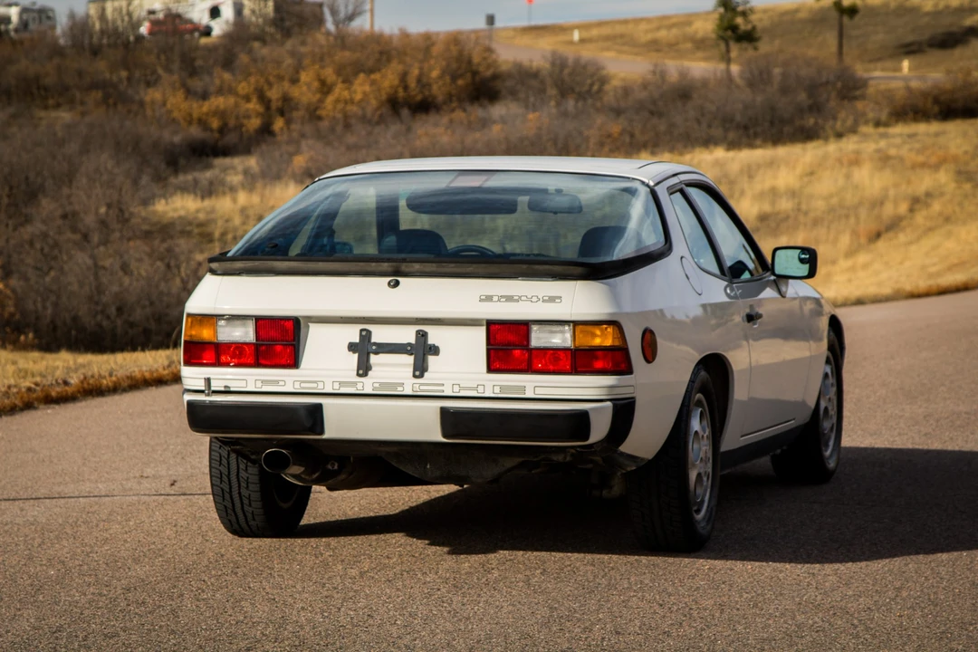 1987 Porsche 924 S - Image 26 of 31