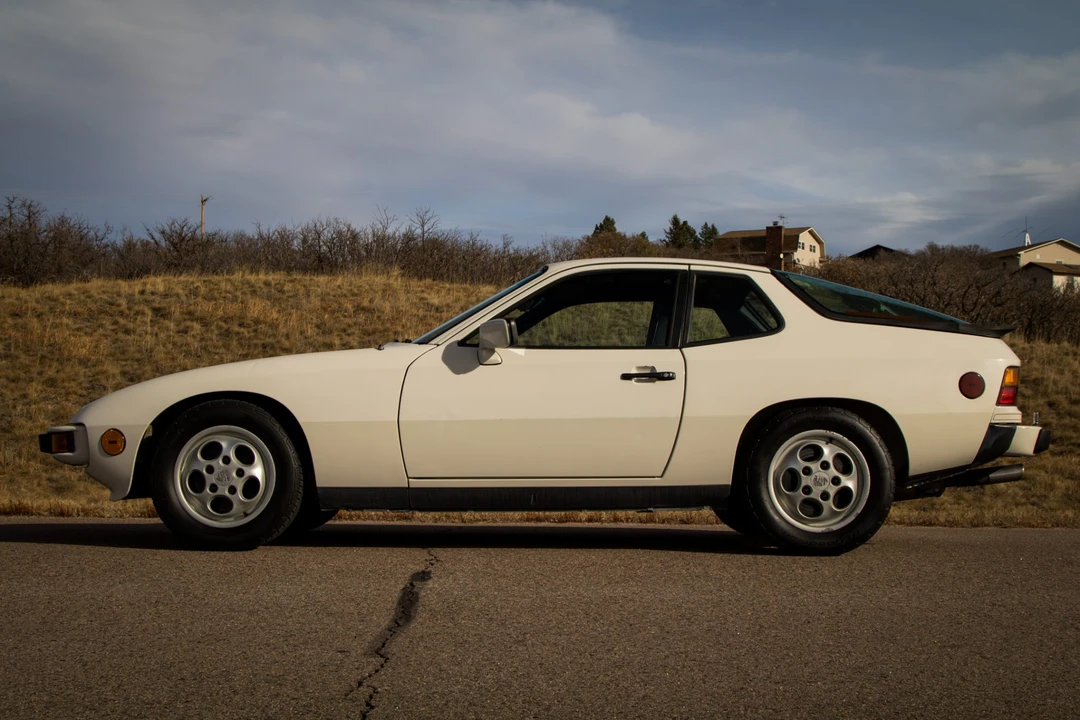 1987 Porsche 924 S - Image 13 of 31