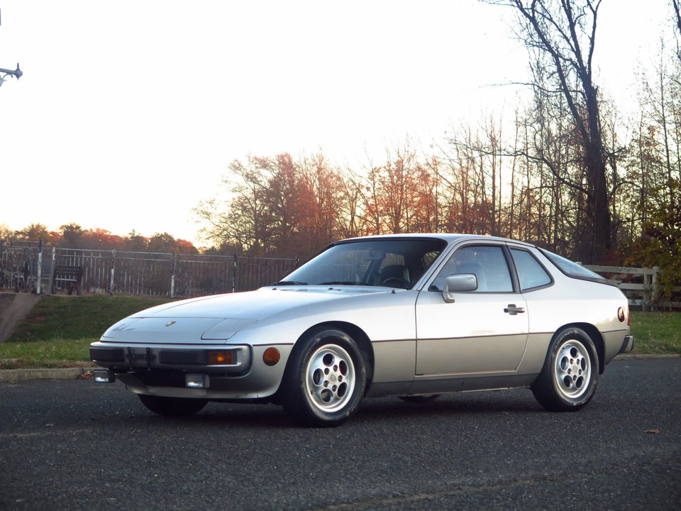 1987 Porsche 924 S - Image 2 of 31