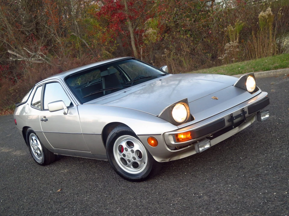 1987 Porsche 924 S - Image 19 of 31