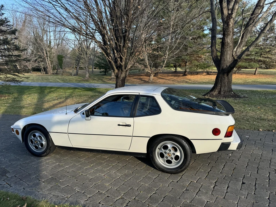 1987 Porsche 924 S - Image 30 of 31