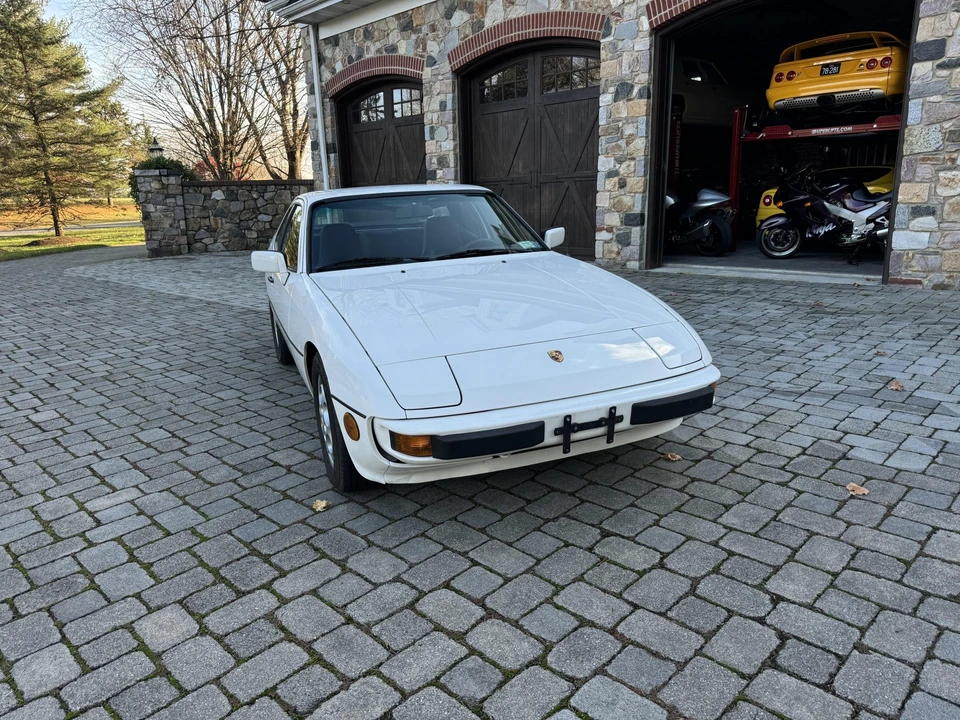 1987 Porsche 924 S - Image 28 of 31