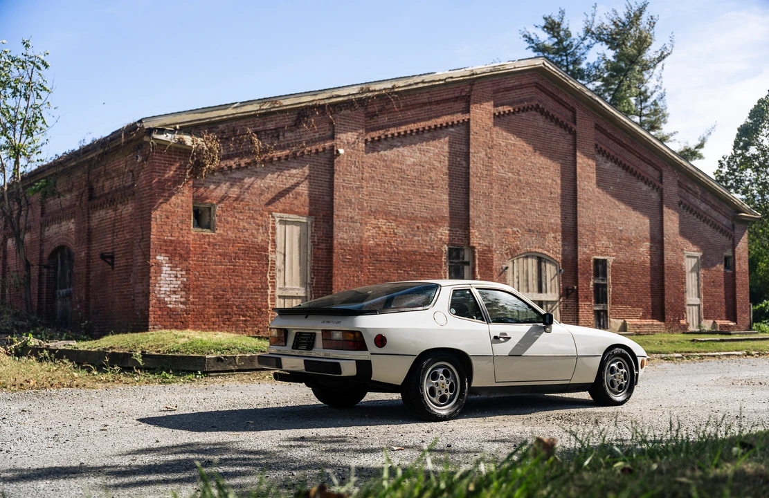 1987 Porsche 924 S - Image 8 of 31