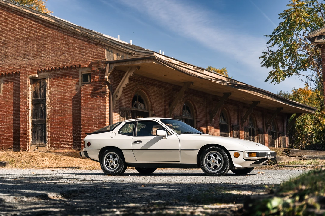 1987 Porsche 924 S - Image 12 of 31