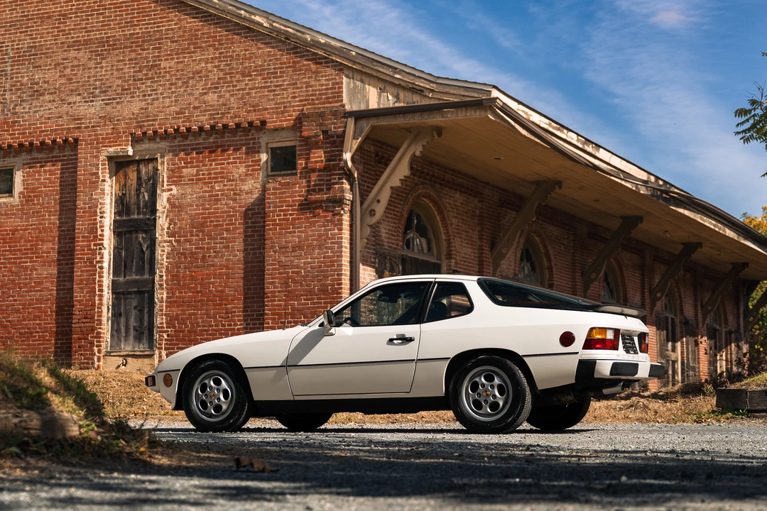 1987 Porsche 924 S - Image 6 of 31