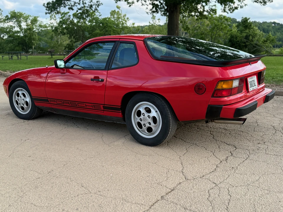 1987 Porsche 924 S - Image 18 of 31