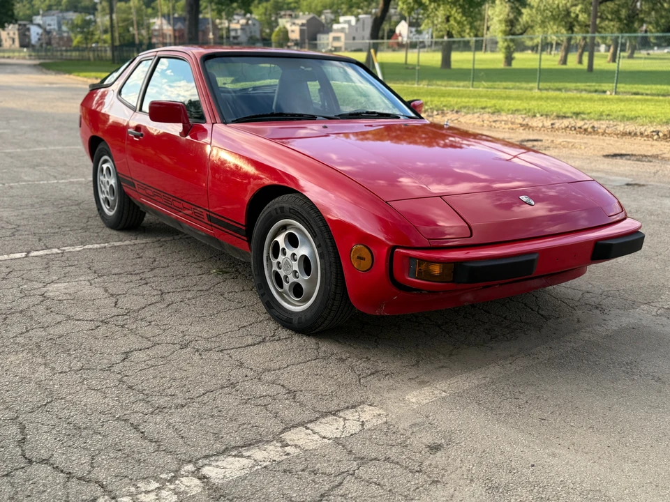 1987 Porsche 924 S - Image 6 of 31