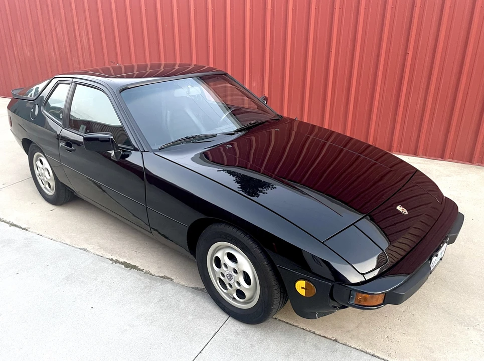 1987 Porsche 924 S - Image 2 of 31