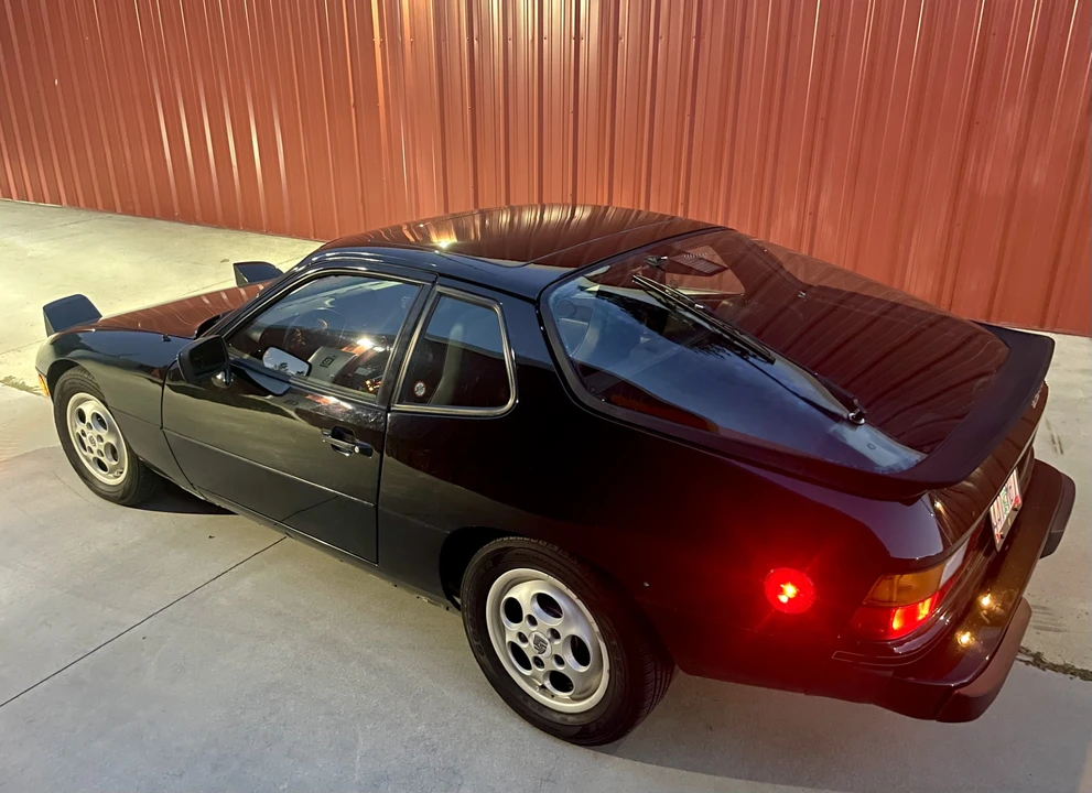 1987 Porsche 924 S - Image 8 of 31