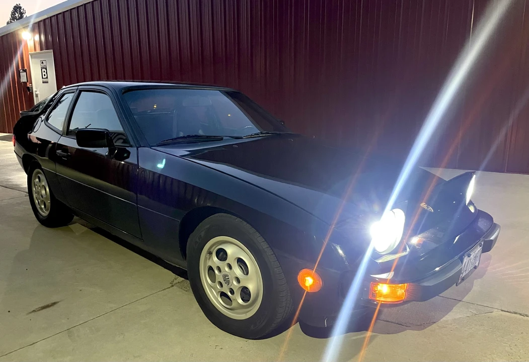 1987 Porsche 924 S - Image 14 of 31