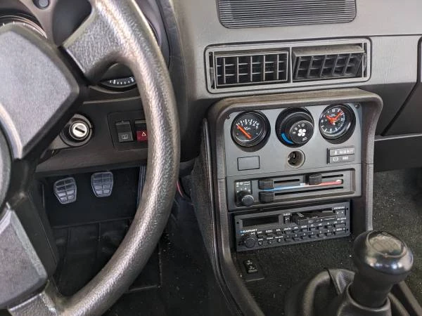 1987 Porsche 924 S - Image 4 of 6
