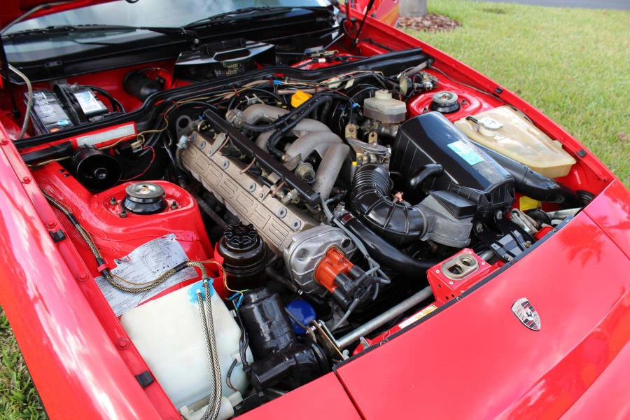 1987 Porsche 924 S - Image 5 of 6