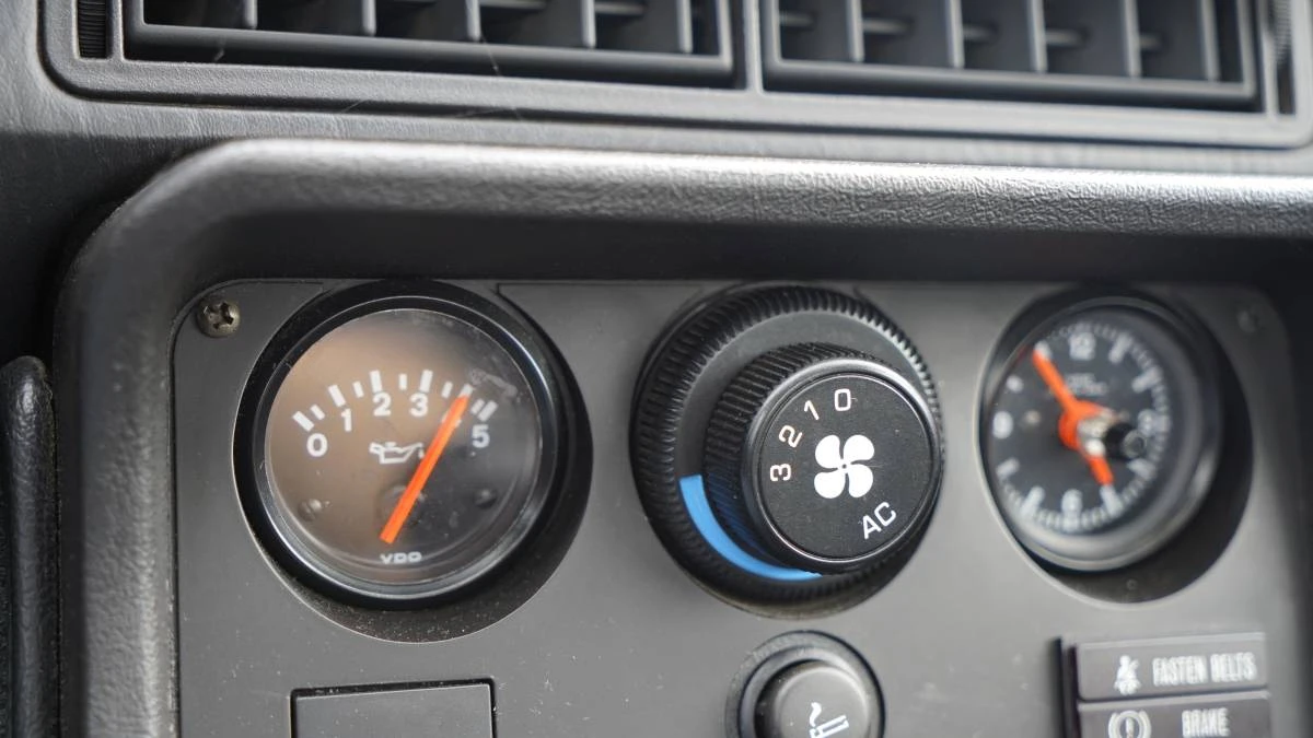 1987 Porsche 924 S - Image 16 of 20