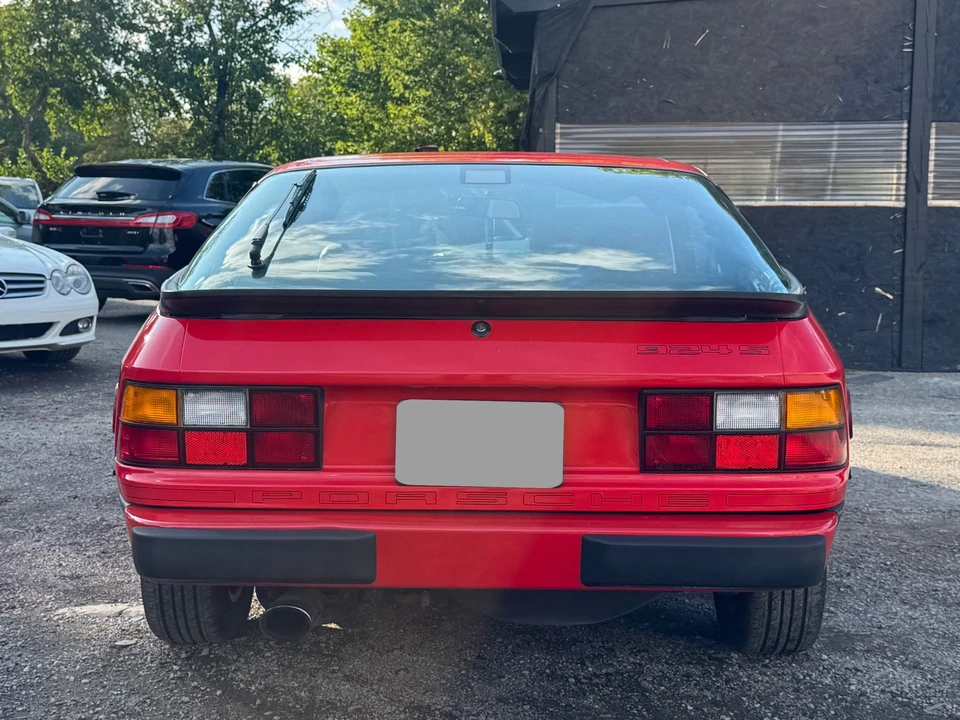 1987 Porsche 924 S - Image 6 of 31