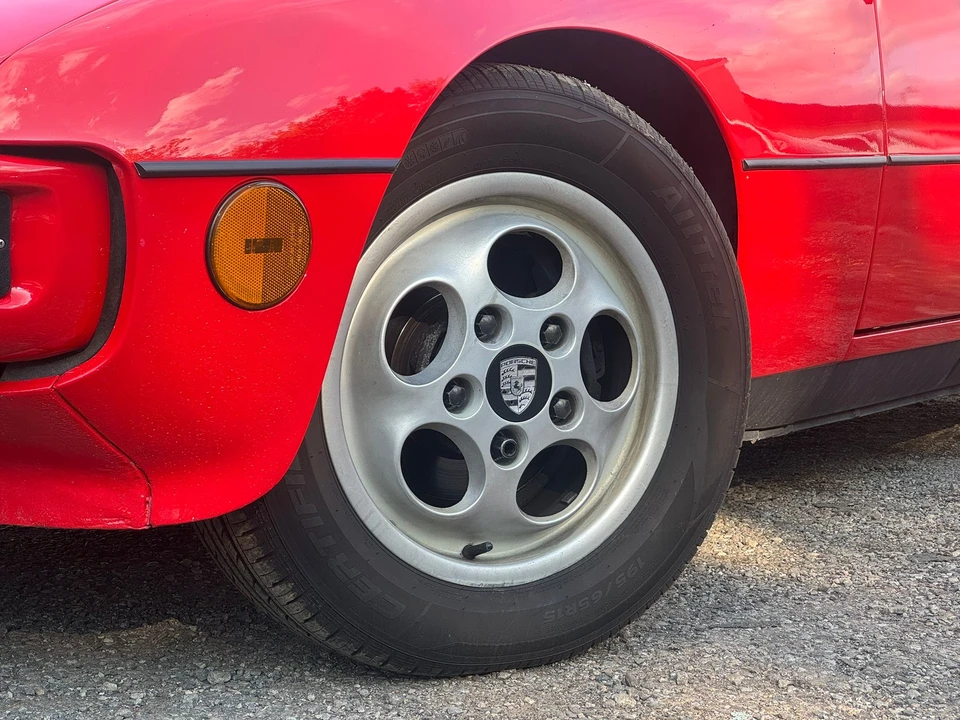 1987 Porsche 924 S - Image 26 of 31