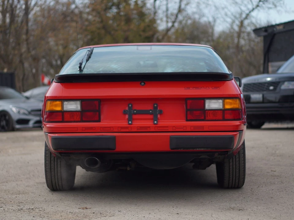 1987 Porsche 924 S - Image 11 of 31