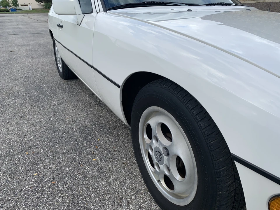 1987 Porsche 924 S - Image 9 of 31