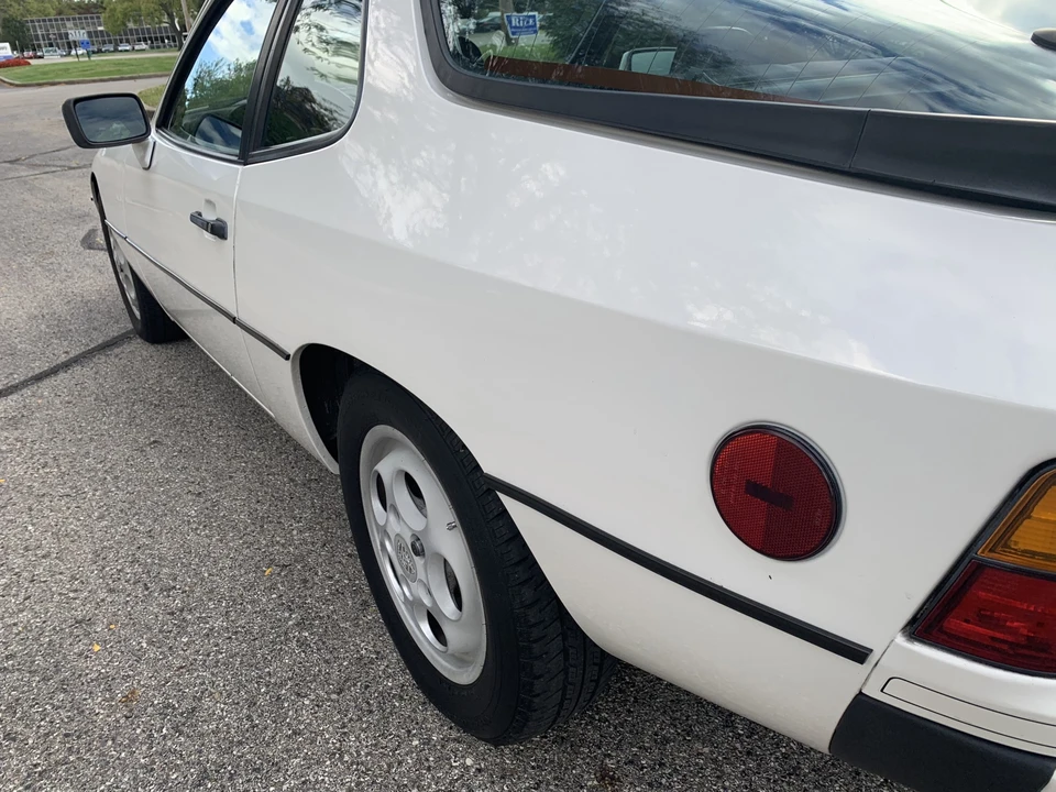 1987 Porsche 924 S - Image 7 of 31