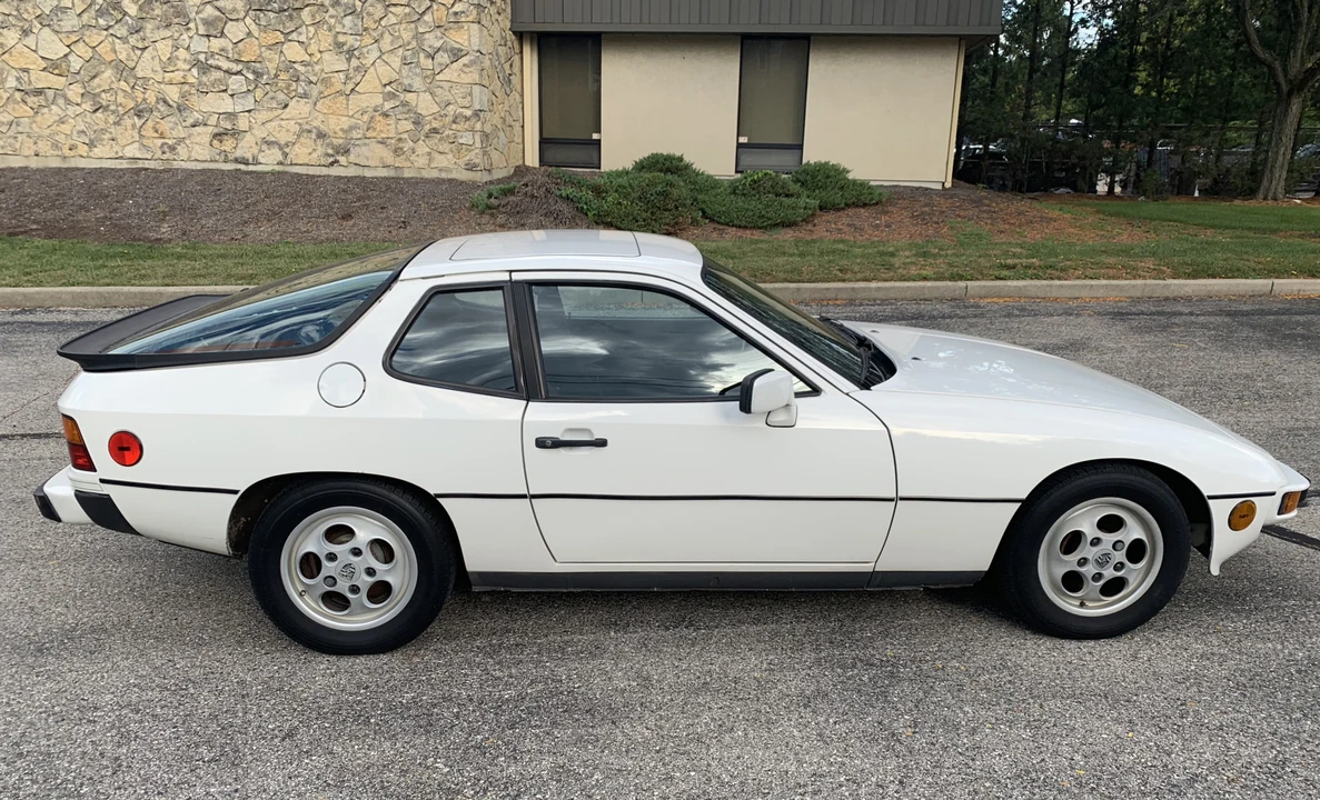 1987 Porsche 924 S - Image 4 of 31