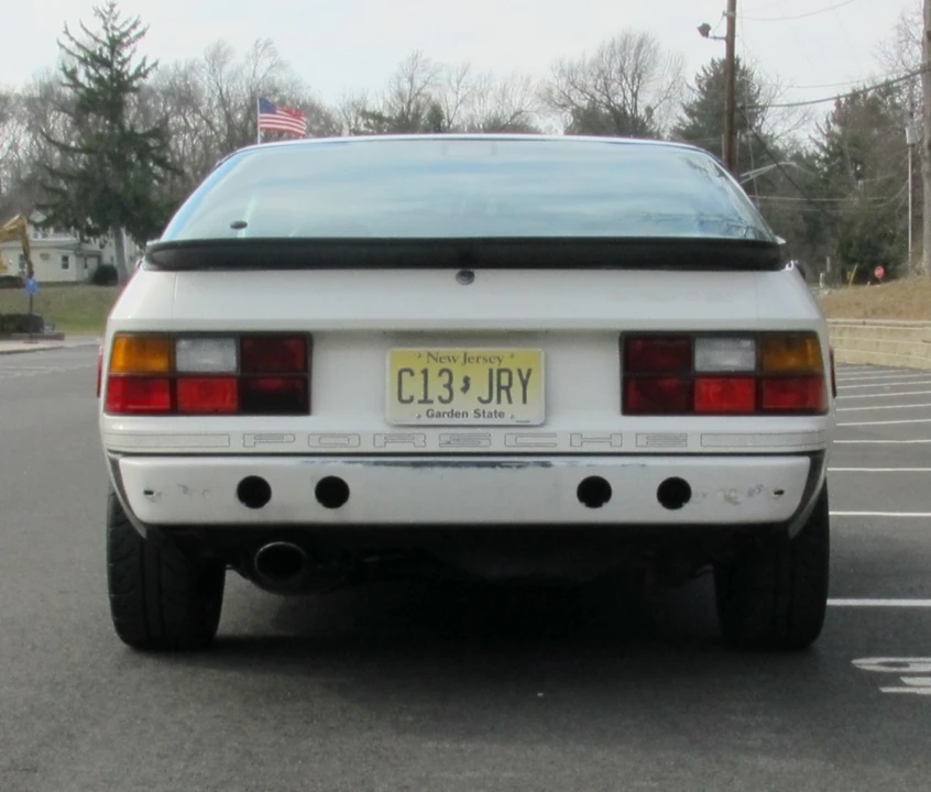 1987 Porsche 924 S - Image 6 of 31