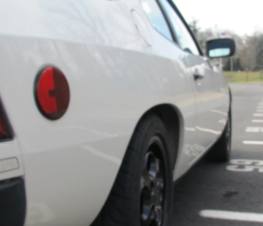 1987 Porsche 924 S - Image 13 of 31