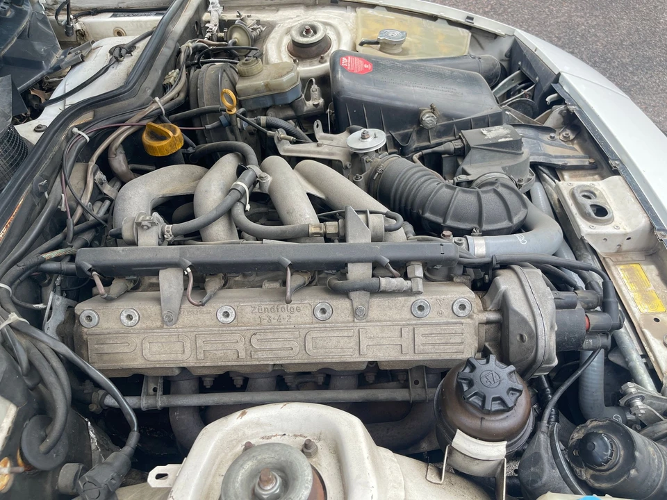 1987 Porsche 924 S - Image 15 of 24