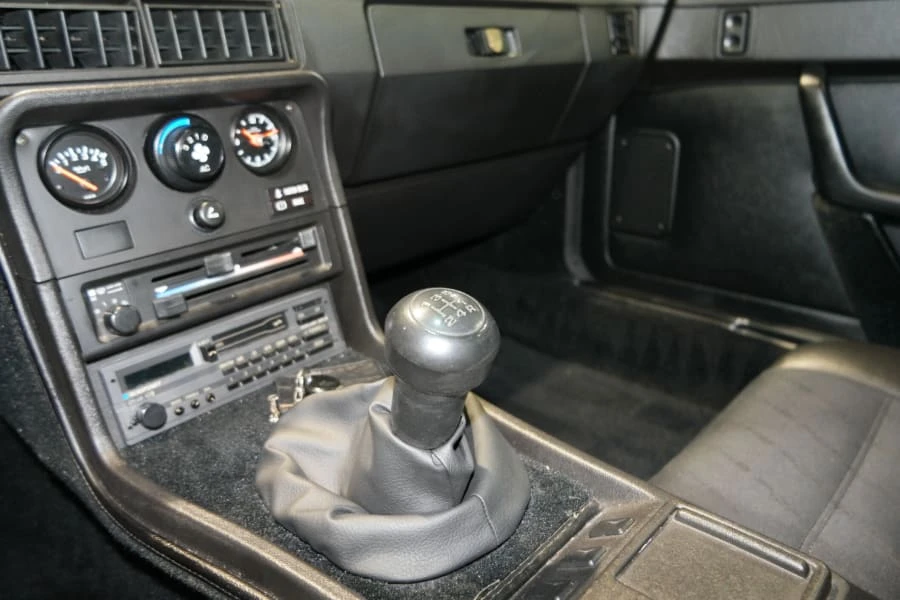 1987 Porsche 924 S - Image 5 of 7