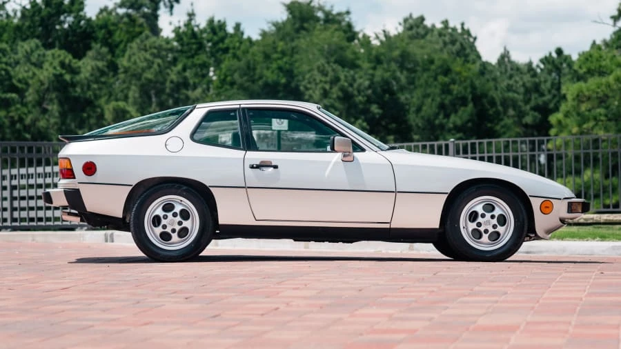 1987 Porsche 924 S - Image 8 of 12