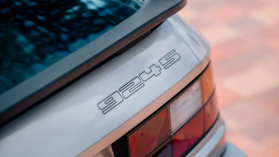 1987 Porsche 924 S - Image 9 of 12