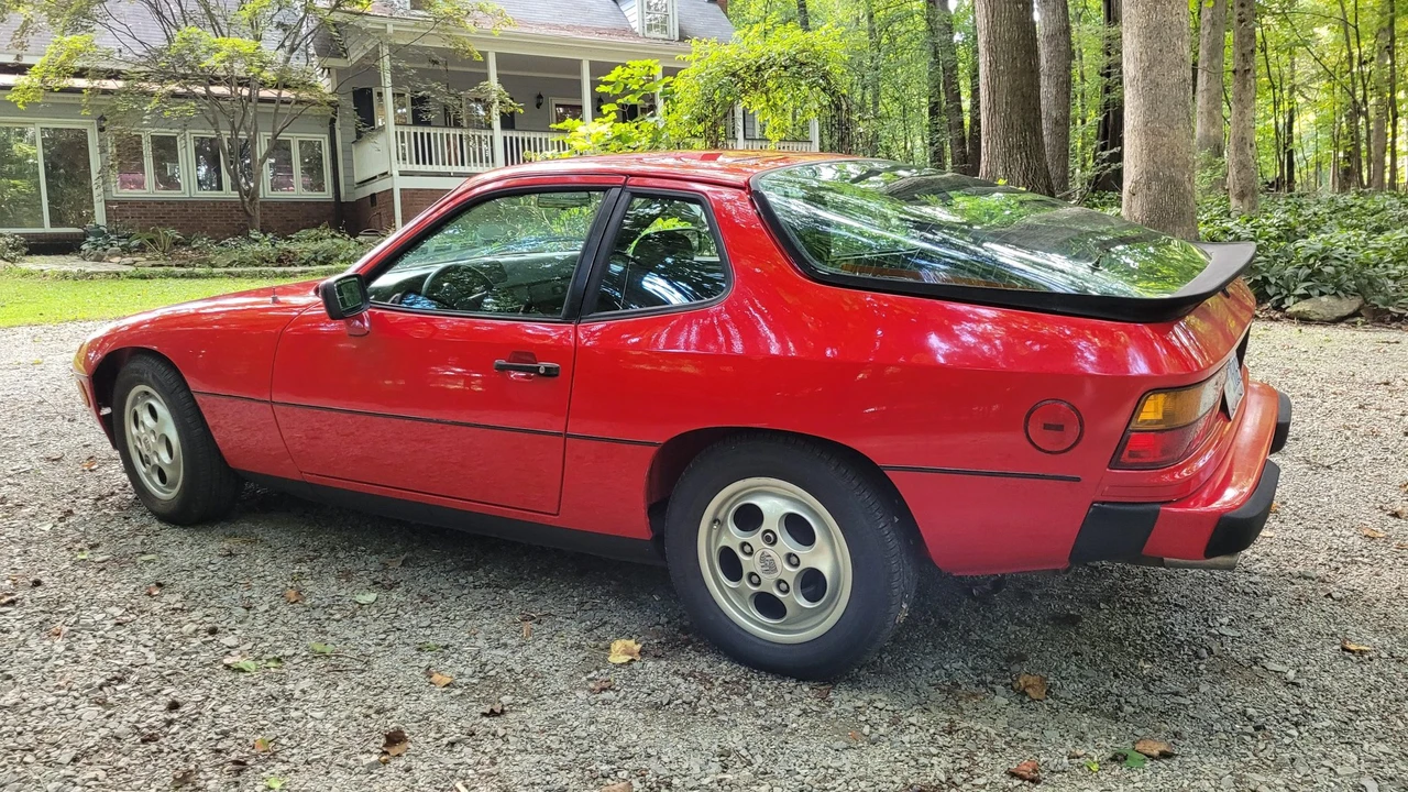1987 Porsche 924 S - Image 7 of 31