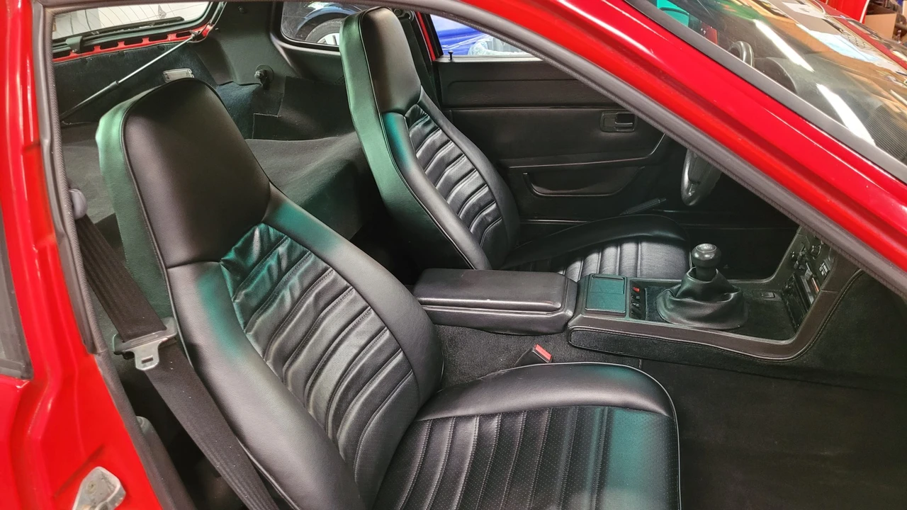 1987 Porsche 924 S - Image 25 of 31