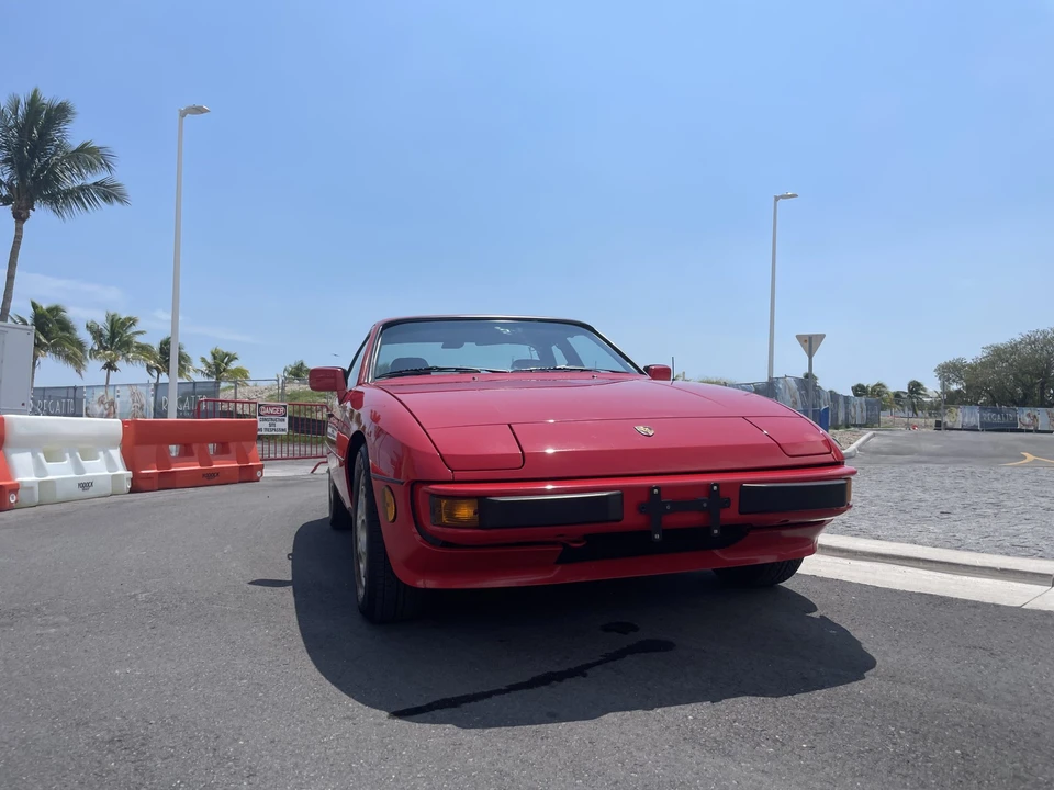 1987 Porsche 924 S - Image 6 of 31