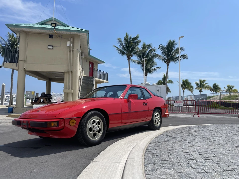 1987 Porsche 924 S - Image 2 of 31