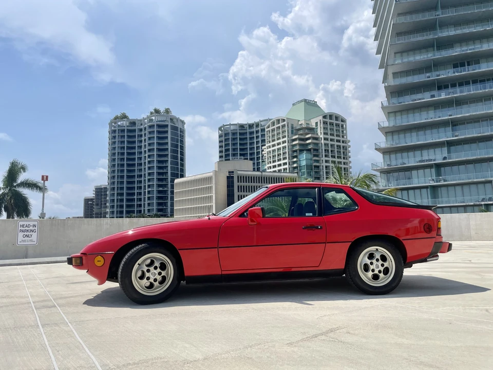 1987 Porsche 924 S - Image 22 of 31