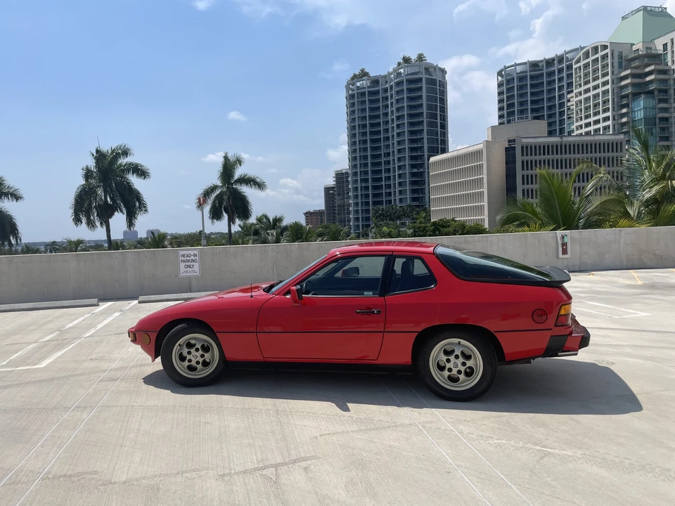 1987 Porsche 924 S - Image 21 of 31