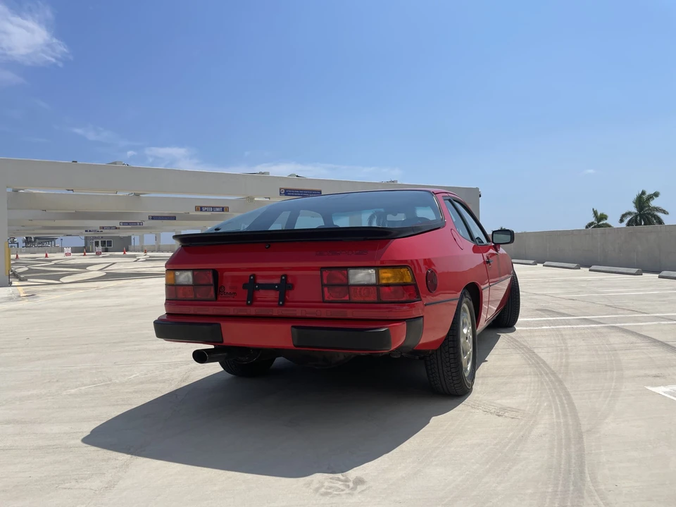 1987 Porsche 924 S - Image 15 of 31
